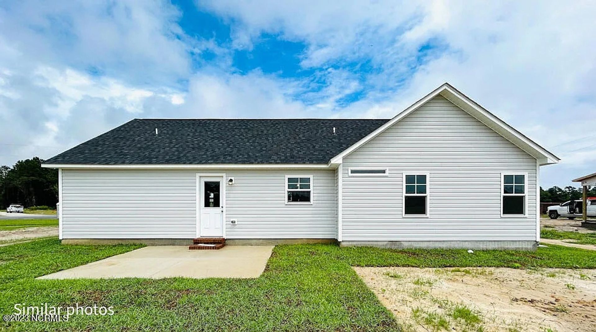 Building Photo - 707 Alpha Ct