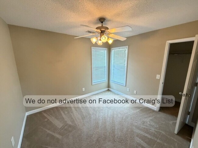 Building Photo - 226 Leggett Dr