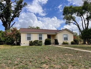 Building Photo - 357 Irvington Dr