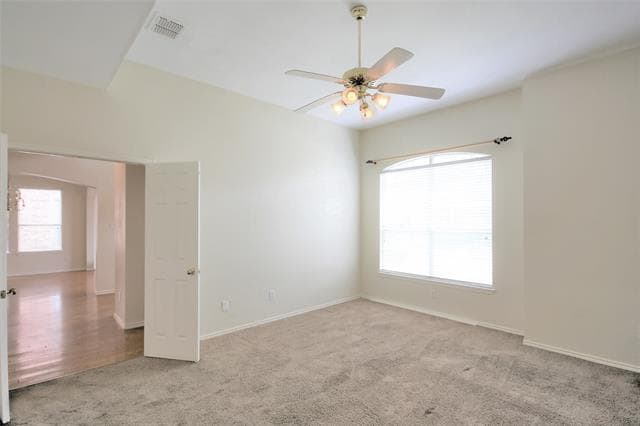 Building Photo - 624 Forest Hill Dr