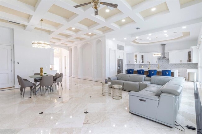 Building Photo - 25 Leeward Island