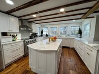 Building Photo - 354 Highland Ave