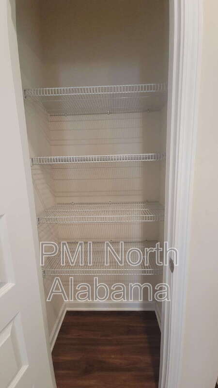 Building Photo - 13030 Lantern Pointe Wy