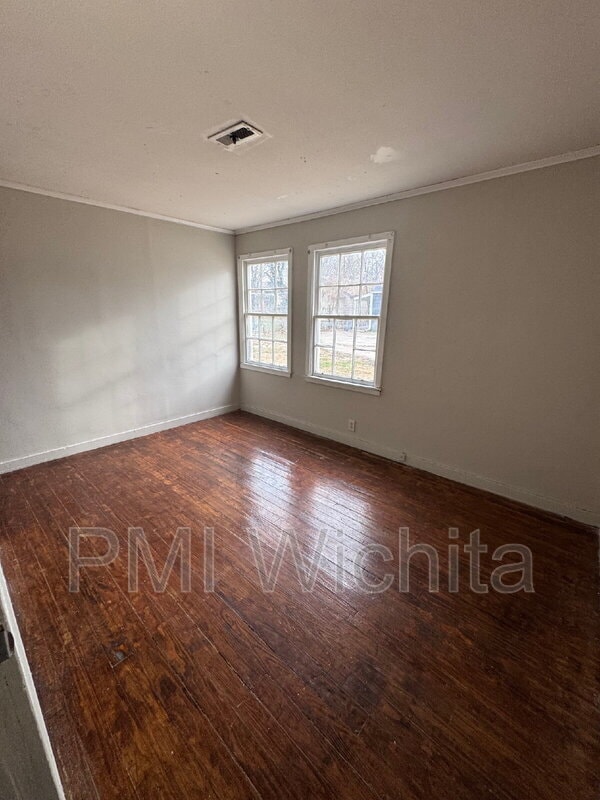 Building Photo - 4517 E Bayley St