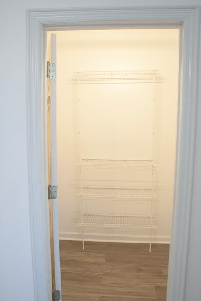 Master Closet - 237 Yale Rd