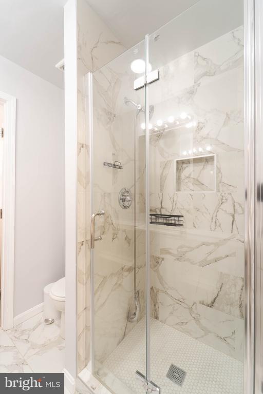 Building Photo - 5105 Spring Rock Ct