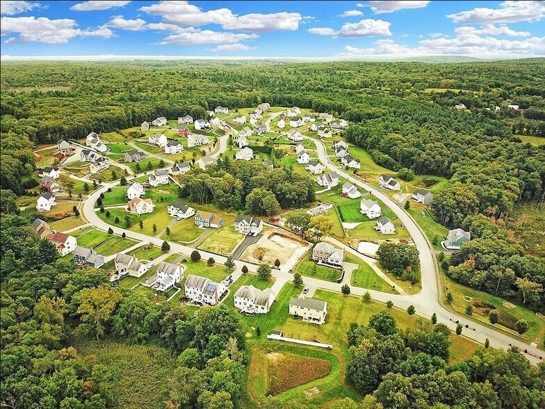 High Point Estate - 6 Pepperbush Court