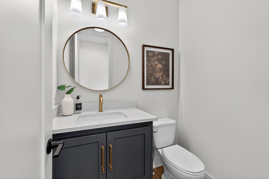 Building Photo - 2100 W 86th St