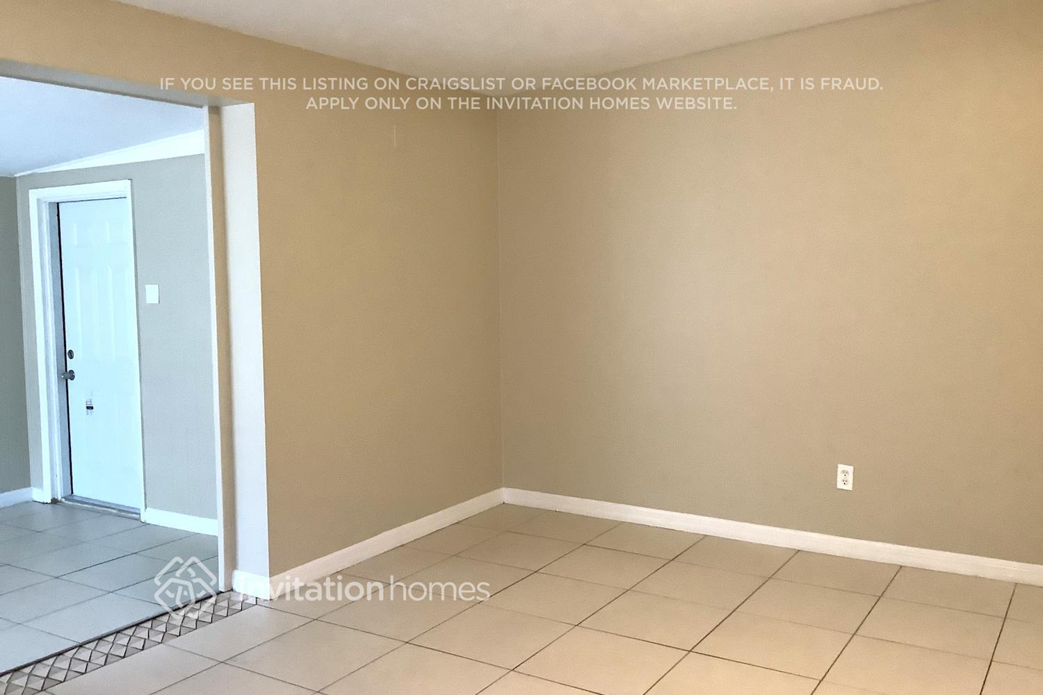 Building Photo - 1110 E Camellia Dr