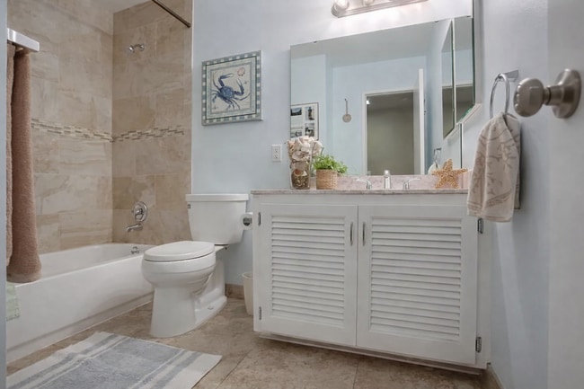 Building Photo - 1140 Harding St