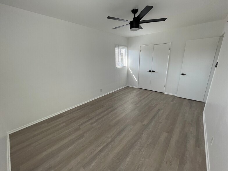 Building Photo - 3633 Kelton Ave