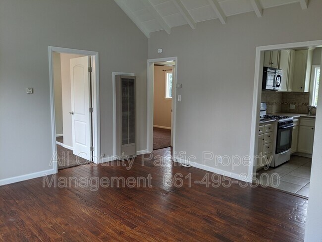 Building Photo - 1407 Monterey Rd
