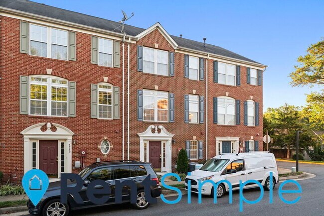 Building Photo - 3631 Madison Ln