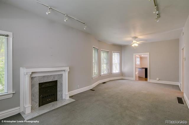 Building Photo - 245 S Corona St