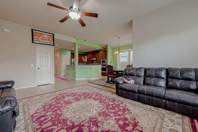 Building Photo - 5626 Jay Thrush Dr