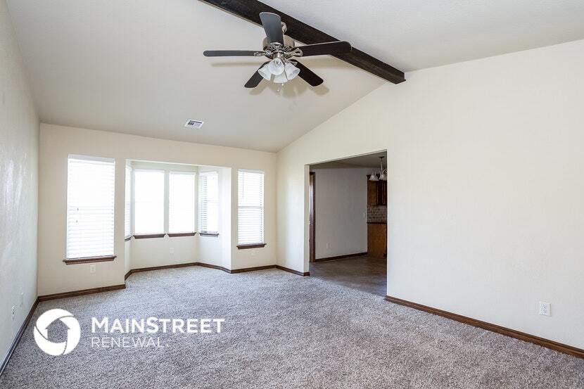 Building Photo - 809 S Silver Leaf Dr