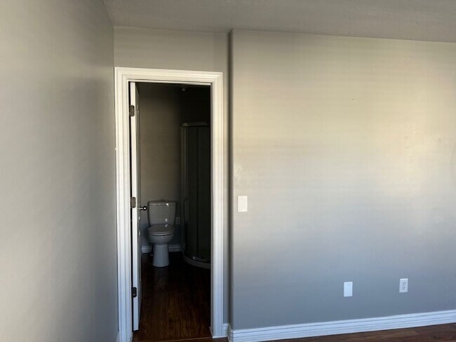 Building Photo - Beautiful Single-Family Home for Rent in Springville!