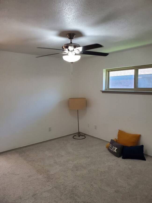 Building Photo - 7424 Walling Ln