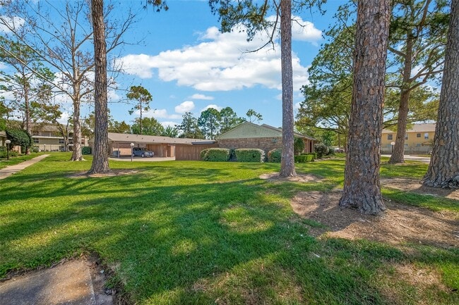 Building Photo - 8801 Hammerly Blvd