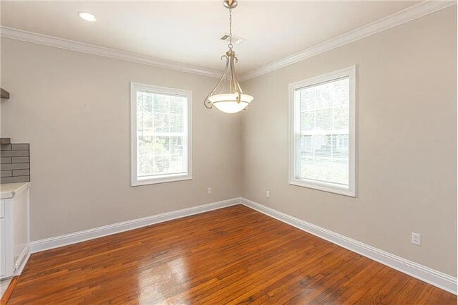 Building Photo - 3424 Northview Dr