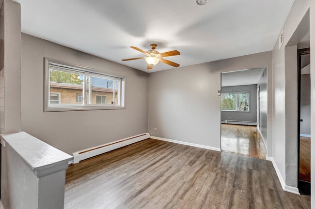 Building Photo - 4634 W 47th St