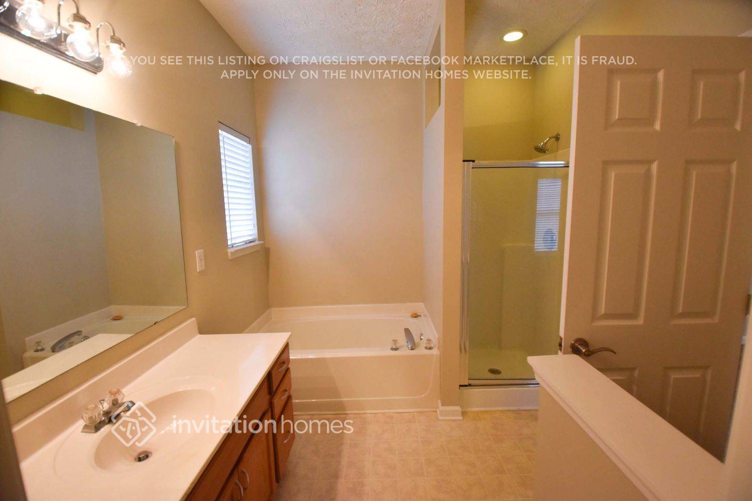 Building Photo - 6872 Bridgewood Dr