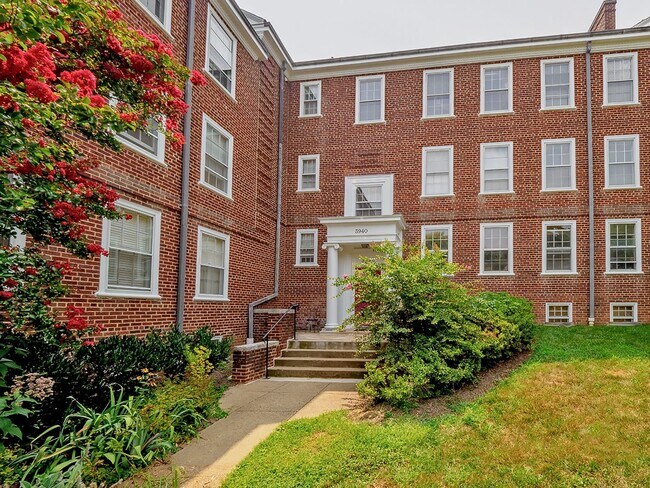 Building Photo - 3940 Langley Ct NW
