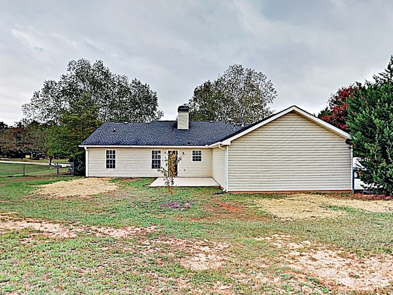 Building Photo - 309 Cattlemans Cir