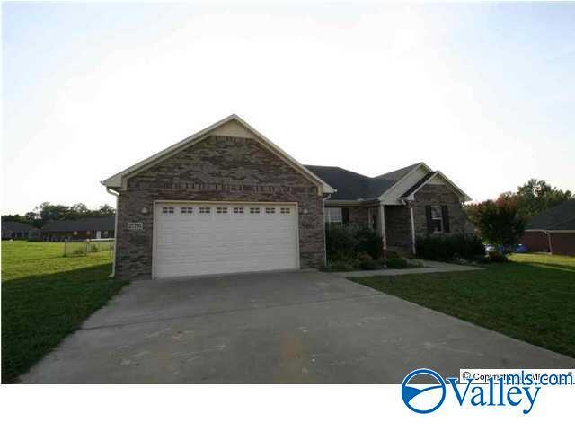 Primary Photo - 27797 Gretta Cir