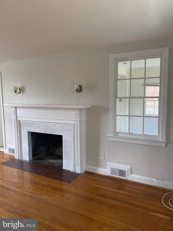 Building Photo - 4412 Jones Bridge Rd