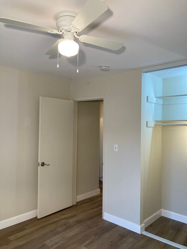 Building Photo - 909 S 2nd St