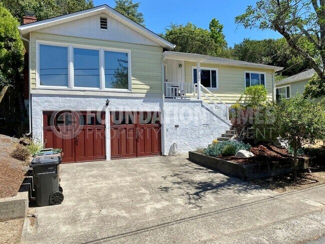Primary Photo - Modern Bret Harte Home with Gourmet Kitchen - FOUNDATION