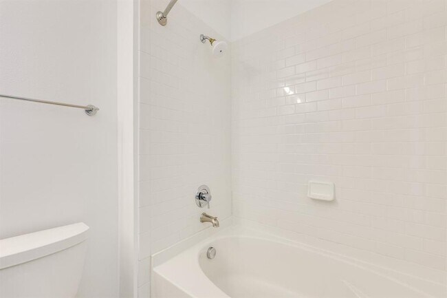 Building Photo - 2801 Dulce Ln