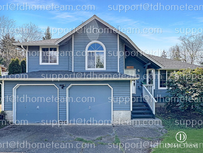 Primary Photo - "Charming Lynnwood Home with Finished Base...