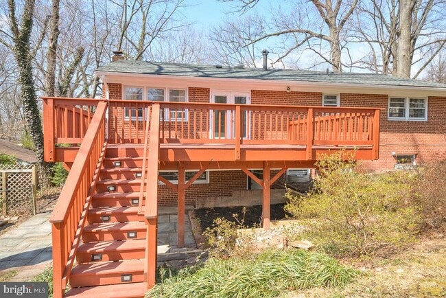 Building Photo - 3035 Hazelton St