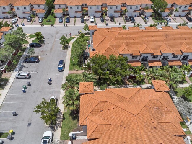 Building Photo - 3529 NW 29th Pl