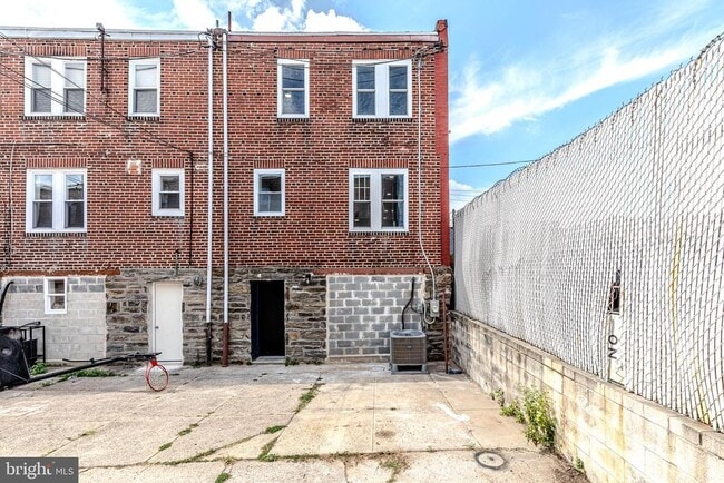 Building Photo - 4011 Bleigh Ave