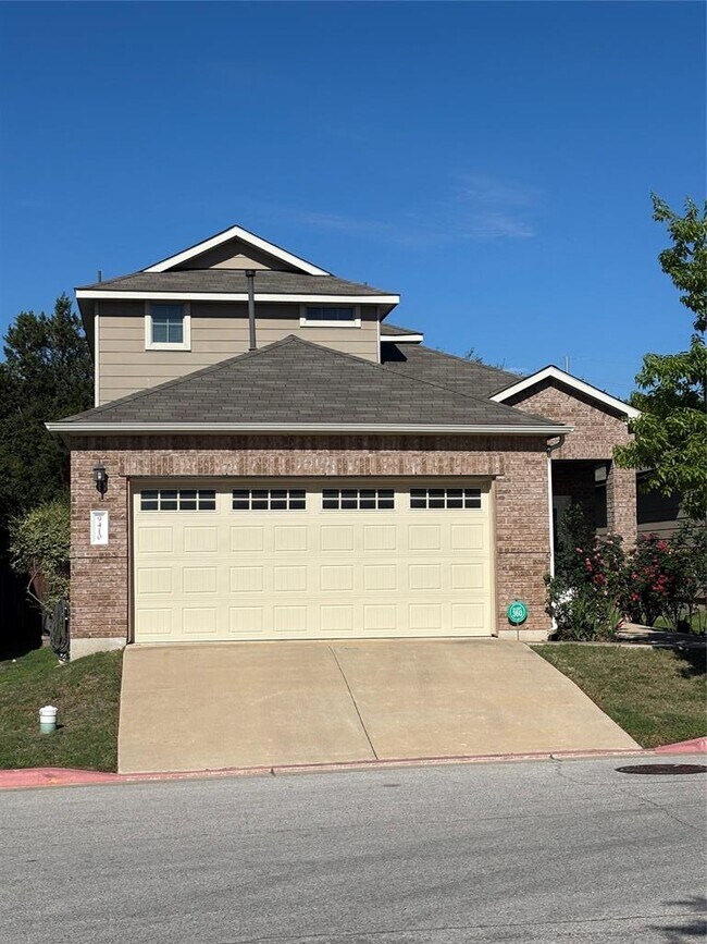 Building Photo - 9410 Privet Dr