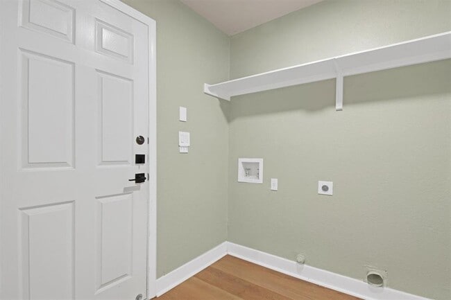 Building Photo - 4900 Tiger Lily Way