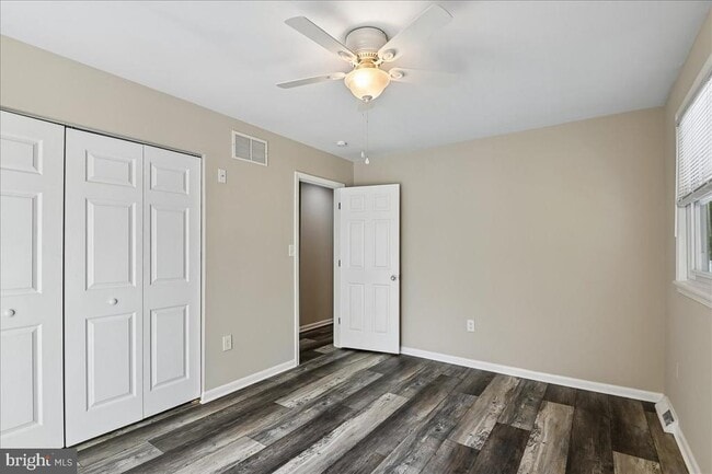 Building Photo - 7660 Turnbrook Dr