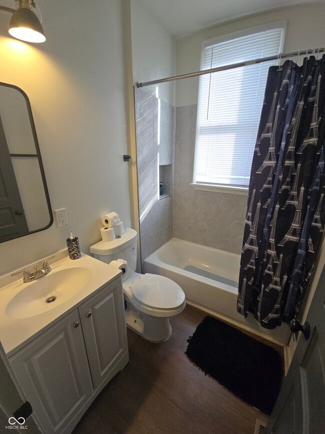 Building Photo - 1728 N Delaware St