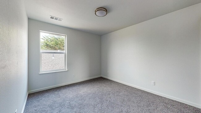 Building Photo - 2352 Karen Ct