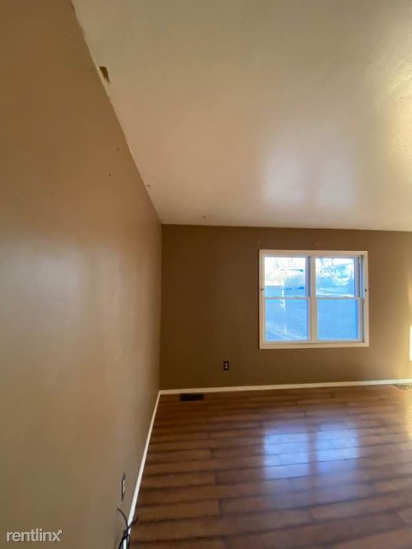Building Photo - 4 br, 2 bath House - 930 N 24th St
