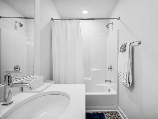 Building Photo - 2180 E 97th St