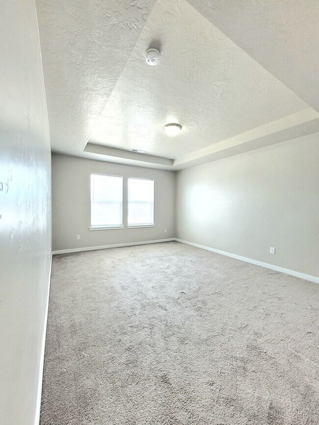Building Photo - Beautiful 4 bedroom Nampa home