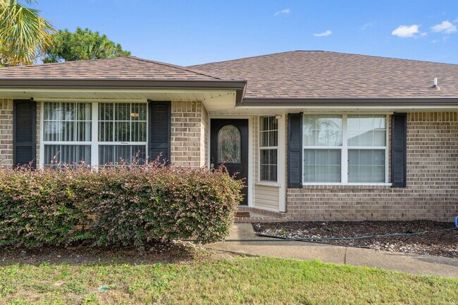 Building Photo - 7613 Marthas Way