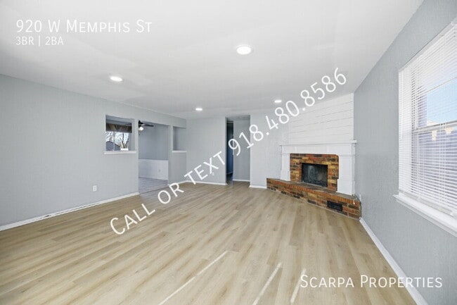 Building Photo - 920 W Memphis St