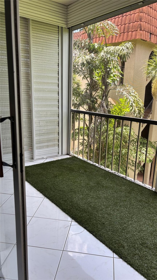 Building Photo - 6300 S Falls Cir Dr