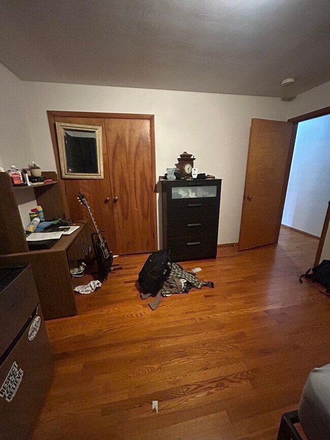 Building Photo - Charming Downtown State College Ranch Home Available August 2026