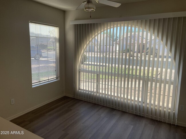 Building Photo - 7118 E Madero Ave